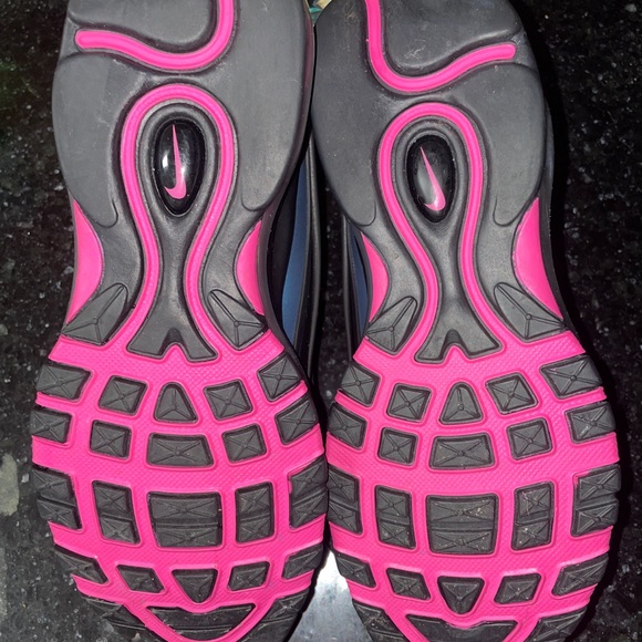 Nike womens Air Max deluxe! Size 6.5 like New!!! - Picture 4 of 5